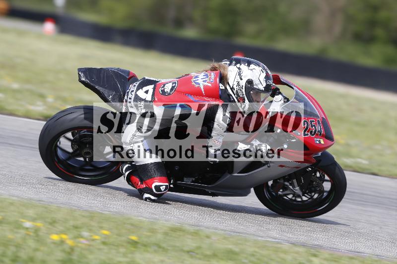 Archiv-2025/07 19.04.2025 Speer Racing ADR/Gruppe gelb/254